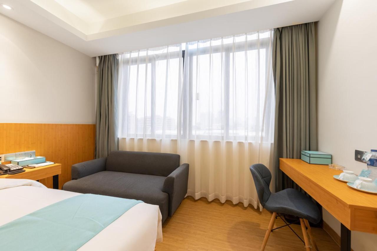 Xana Lite Hotel - Guangzhou Fangcun Huadiwan Metro Station Dış mekan fotoğraf