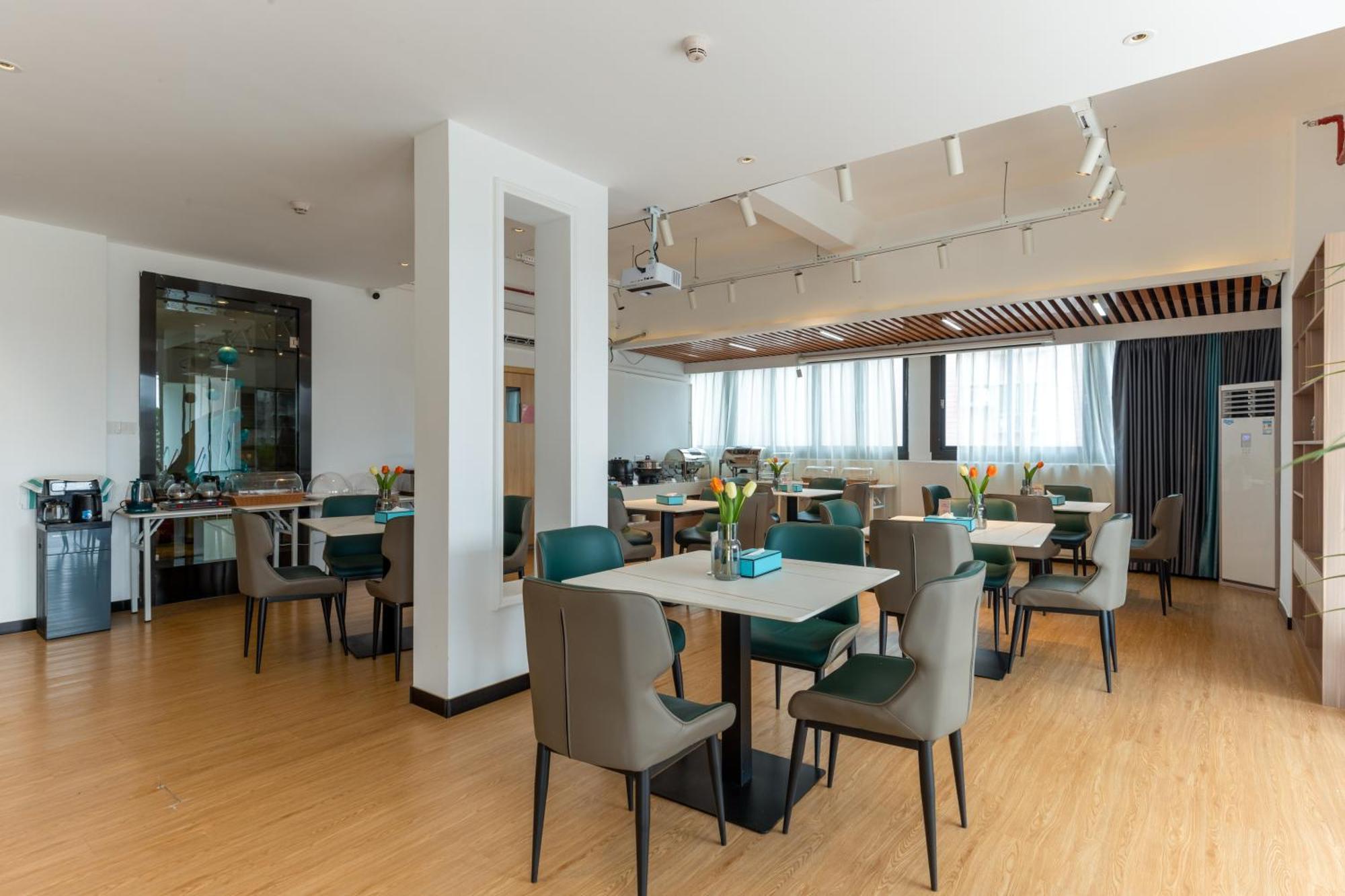 Xana Lite Hotel - Guangzhou Fangcun Huadiwan Metro Station Dış mekan fotoğraf