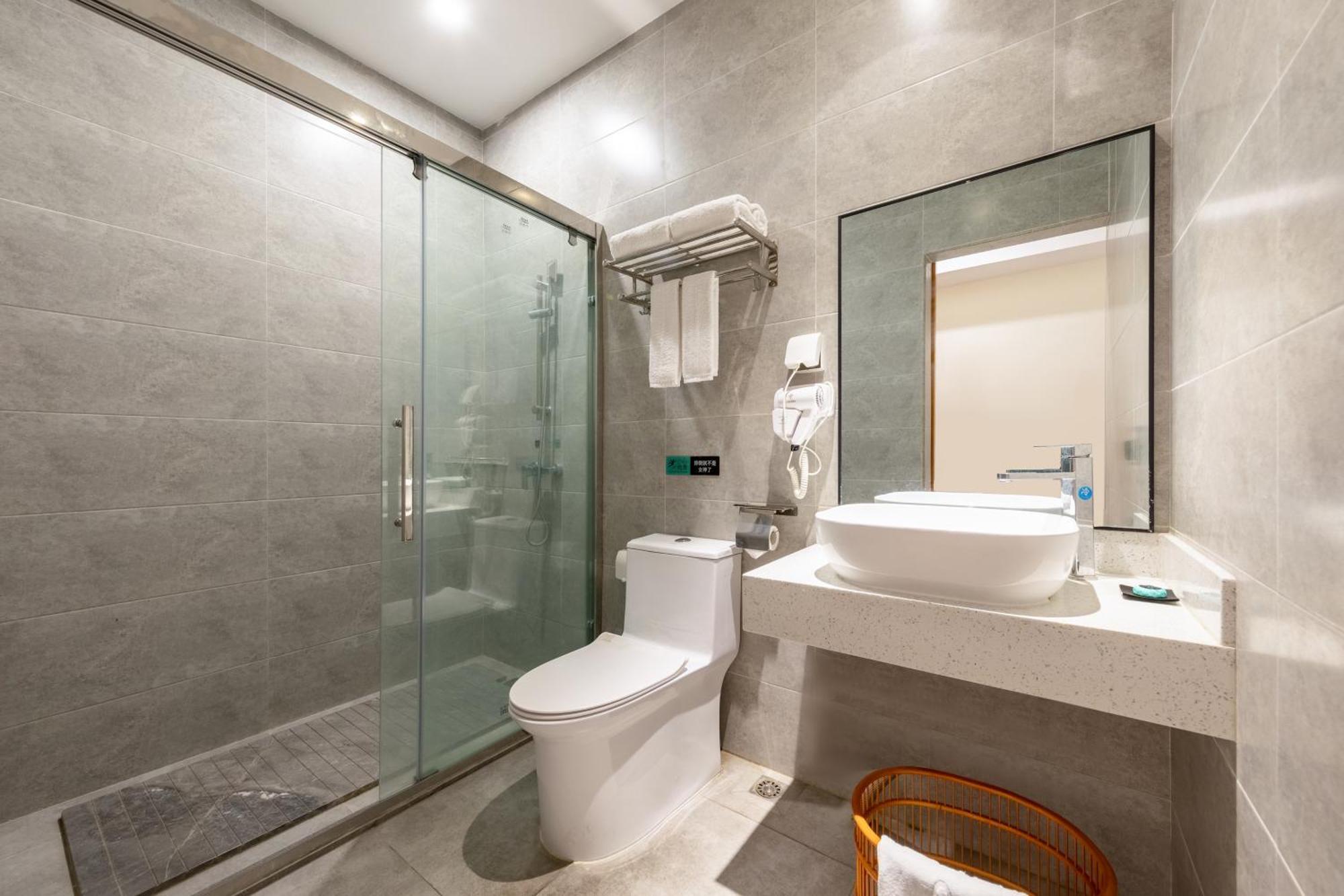 Xana Lite Hotel - Guangzhou Fangcun Huadiwan Metro Station Dış mekan fotoğraf